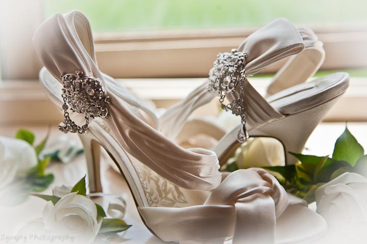 undefined Lincs Wedding Photographer Old Barn Marston 901 Amy & Shauns Wedding ~ Old Barn Marston